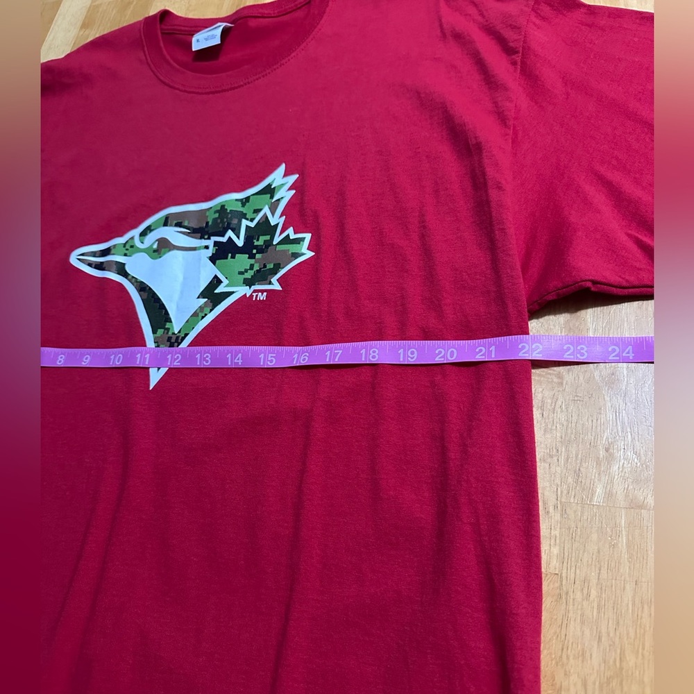 Vintage Jerzees Blue Jays tee with camo bird. Size XL. ❣️ - Picture 2 of 7